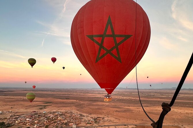Vol en montgolfière — Lever de soleil sur Marrakech